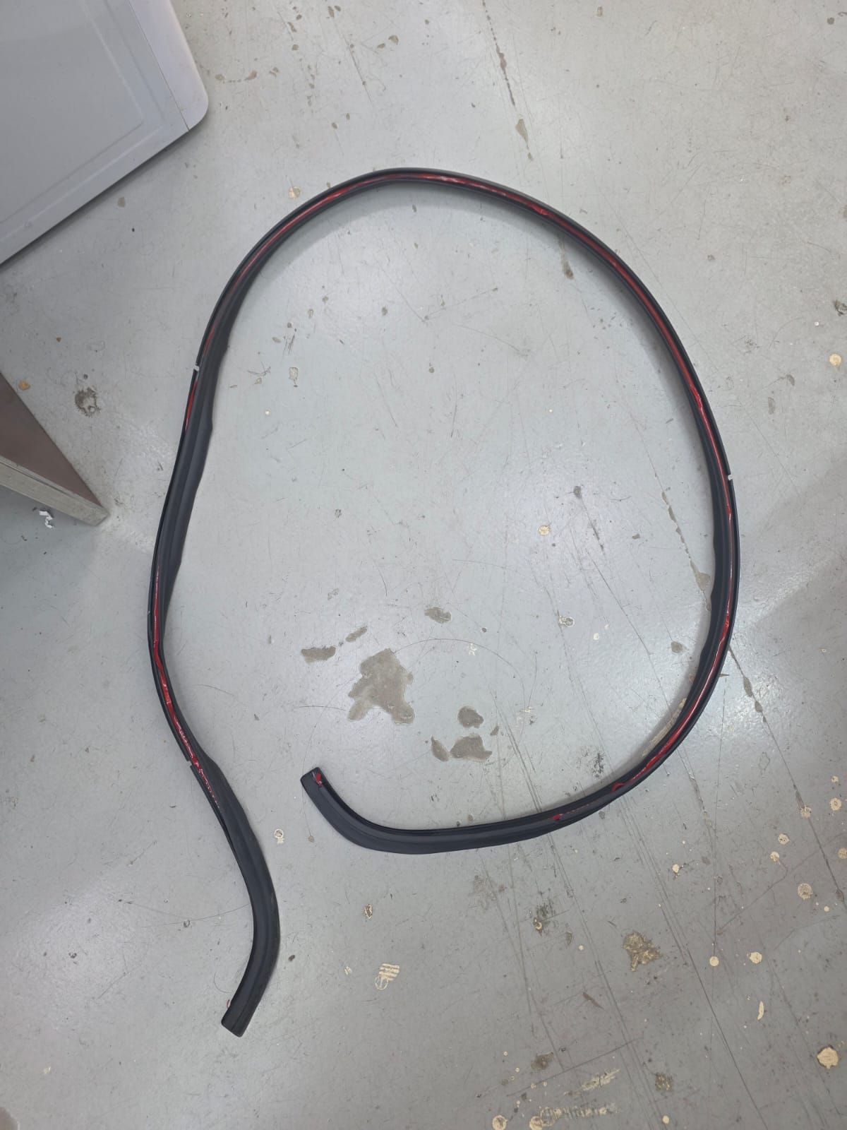 Ex Body_ LOW GLASS RUBBER ربر الزجاج السفلي