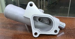 Engine Body_ pipe suction غطاء صباب الحرارة