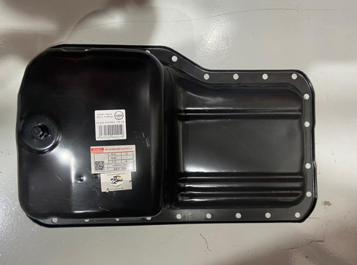 Engine Parts_ Oil pan assembly  غطاء وعاء الزيت