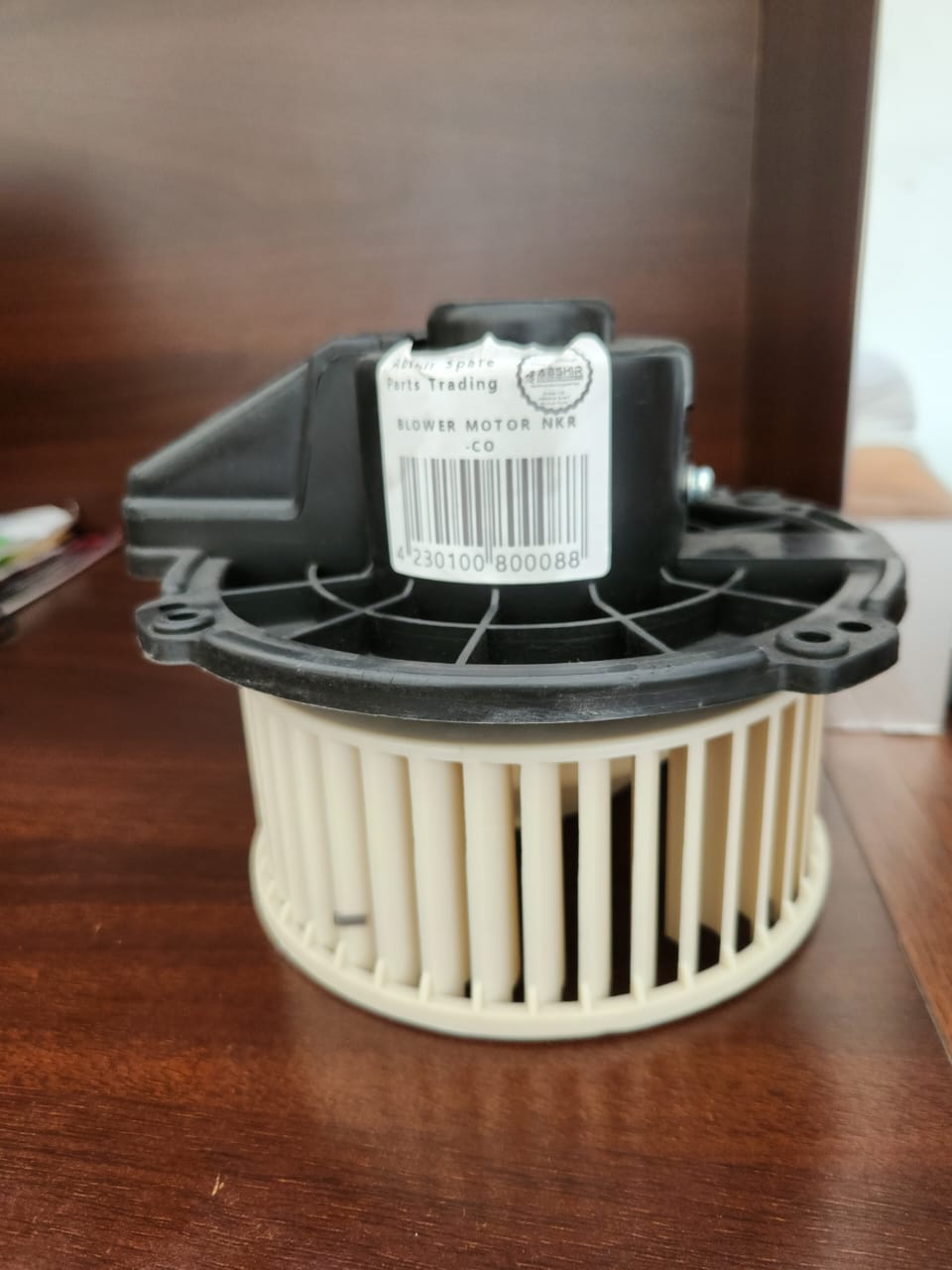 Fans_ BLOWER MOTOR NKR موتور مروحة فئة 2