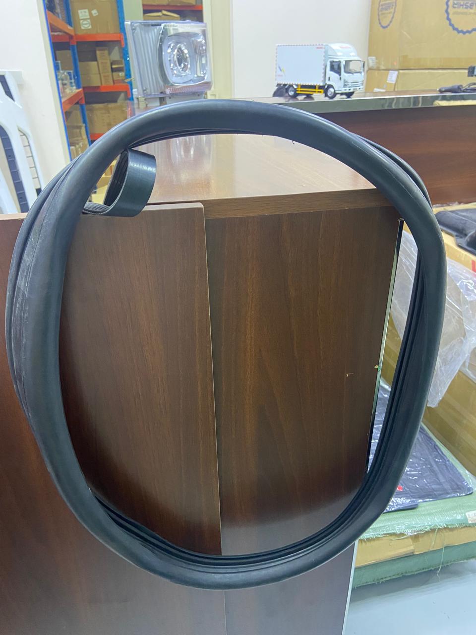 ex Body_ Radiator Fan Cover Rubber - ربر ربلة غطاء مروحة