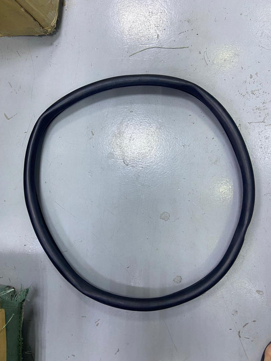 ex Body_ Radiator Fan Cover Rubber - ربر ربلة غطاء مروحة