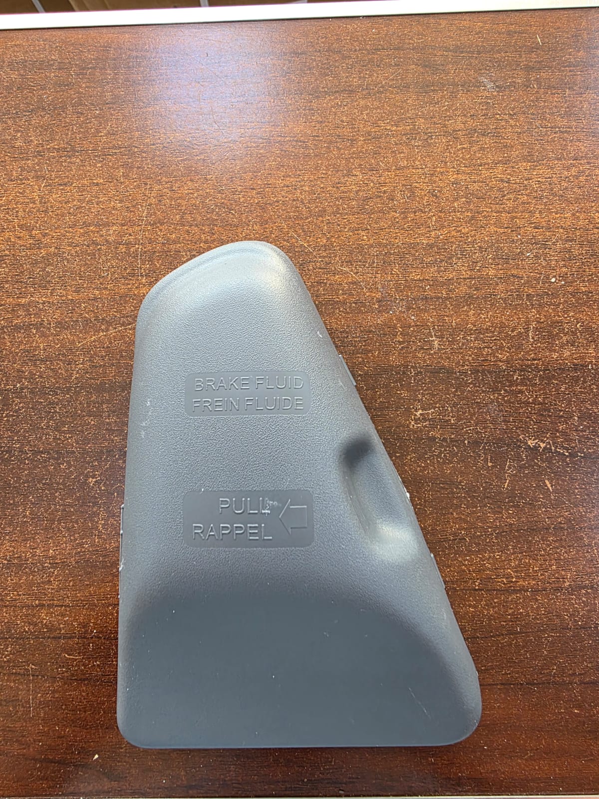 IN BODY_ Dashboard oil tank cover غطاء دبة الزيت للتابلو
