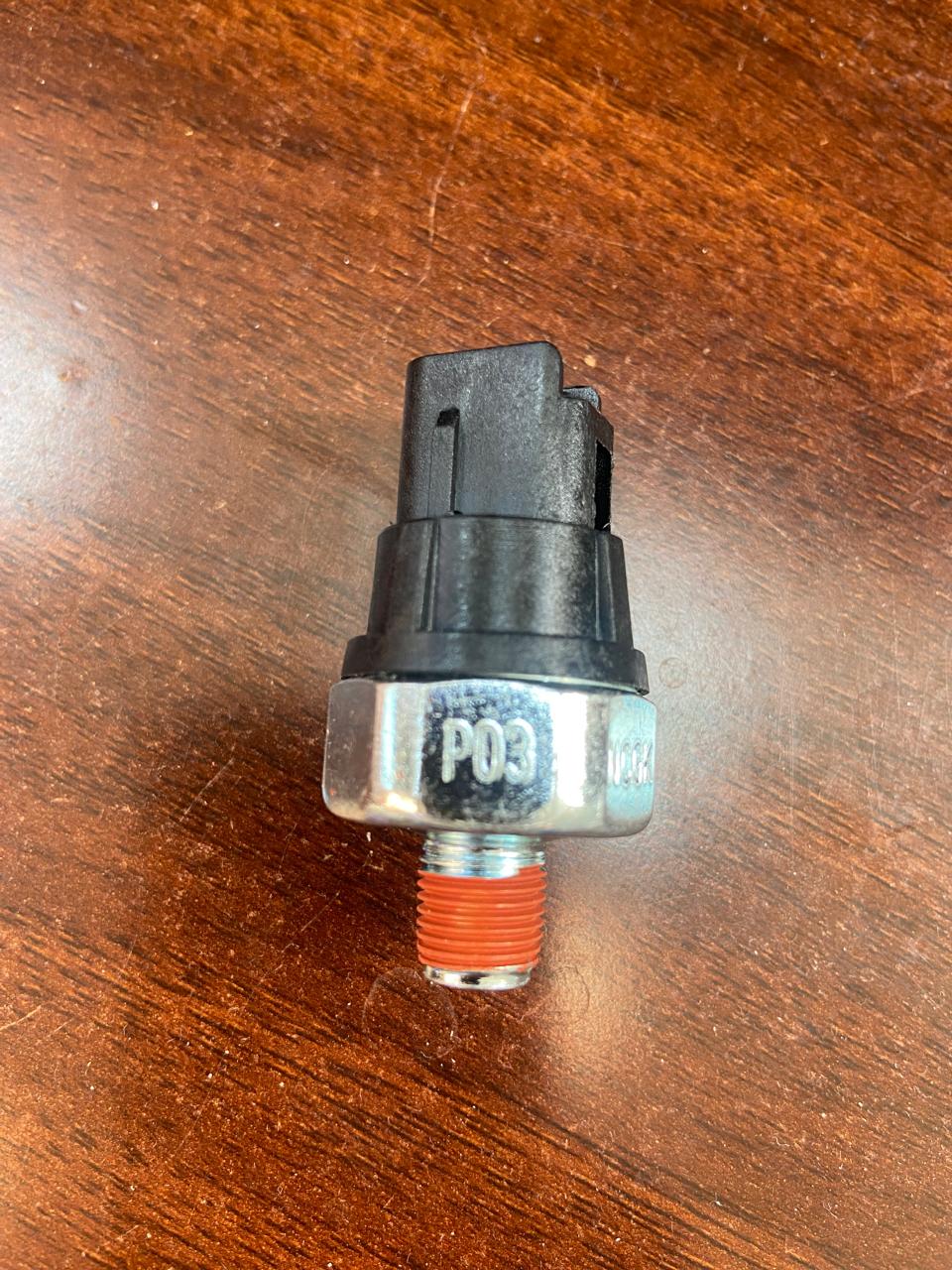Sensors_ Oil Pressure Switch حساس ضغط زيت
